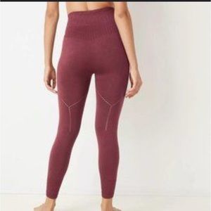 Joy Lab 7/8 high rise back vent athletic leggings
